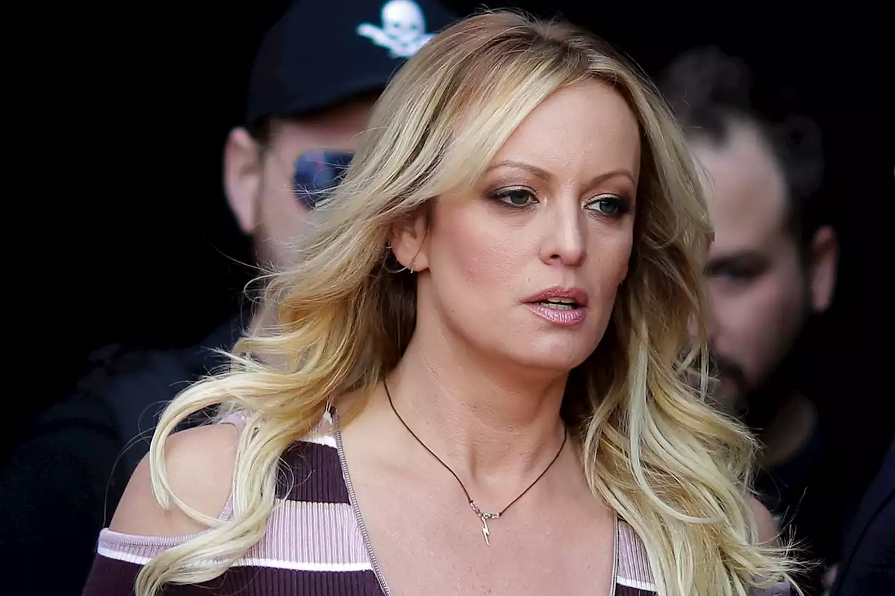 Stormy Daniels Meets With Prosecutors Probing Trump Hush Money Payments