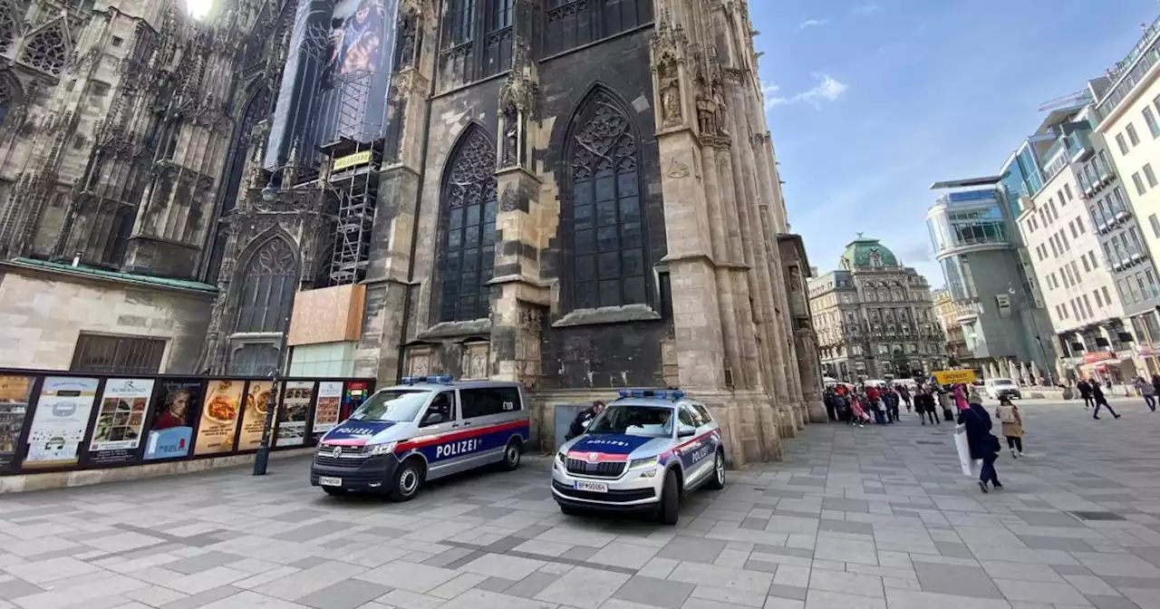 'Anschlagsgefahr auf Kirchen' - Polizei-Großeinsatz in Wien