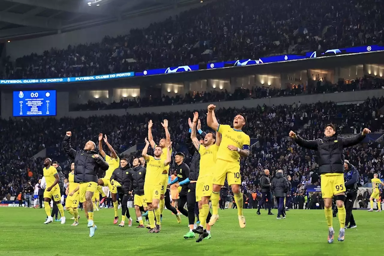 El Inter resiste en Oporto y se mete en cuartos de la Champions League