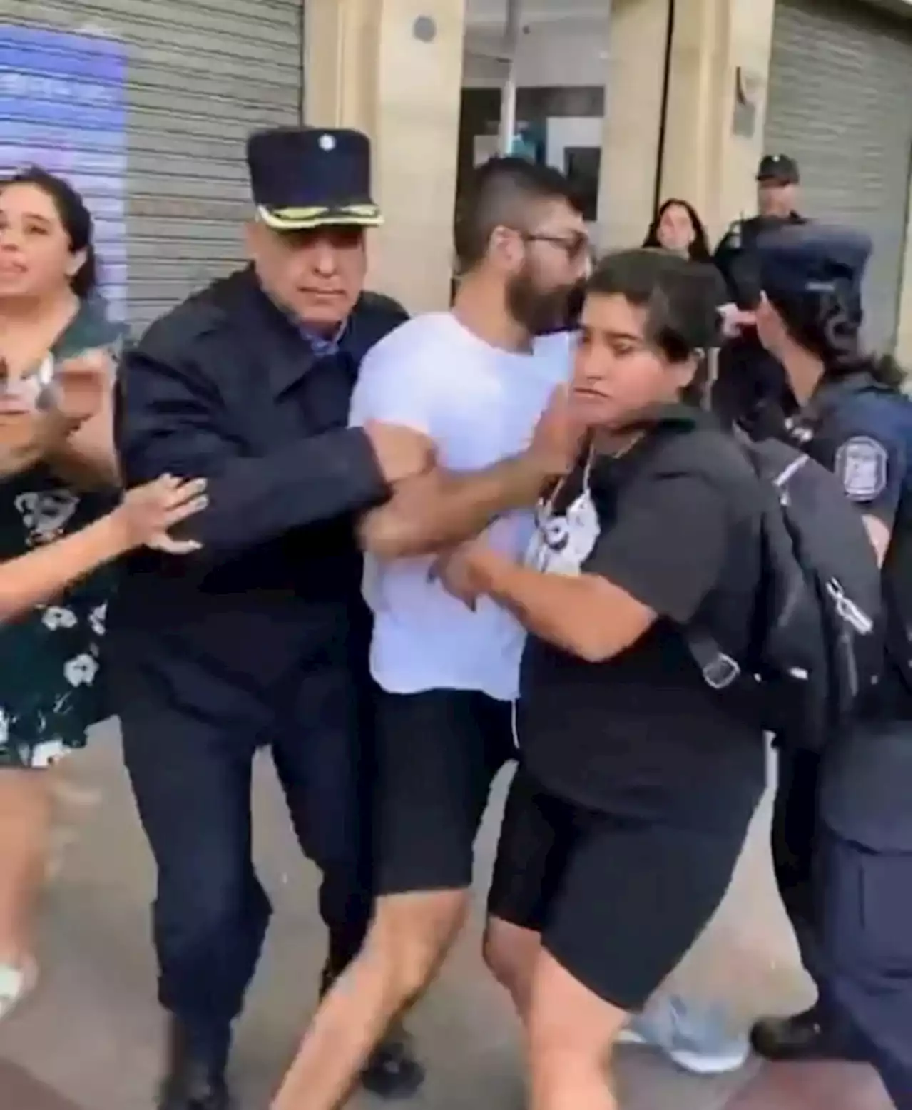 Tensión en Mendoza: detuvieron a líderes del Polo Obrero por cortar calles durante una protesta