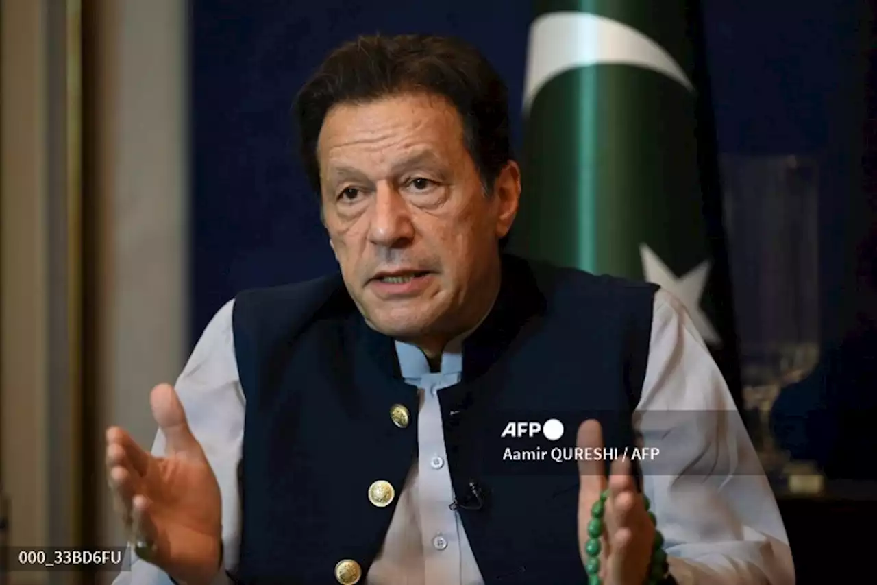 Pakistan police halt bid to arrest ex-PM Khan after clashes