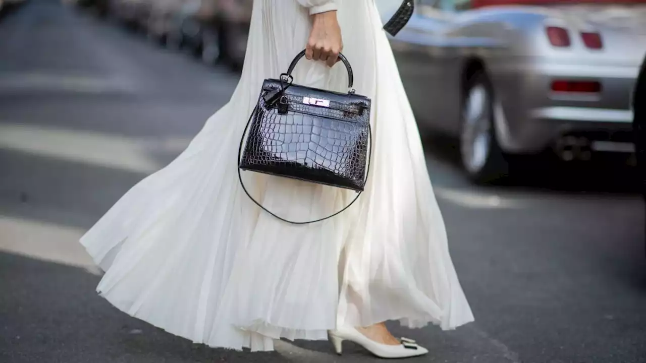 According to Street Style Stars, This is How to Style a Maxi Skirt