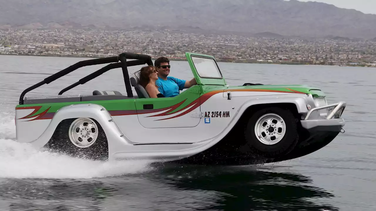 The WaterCar Panther Is the Amphibious Jeep Car-Boat You Forgot Existed