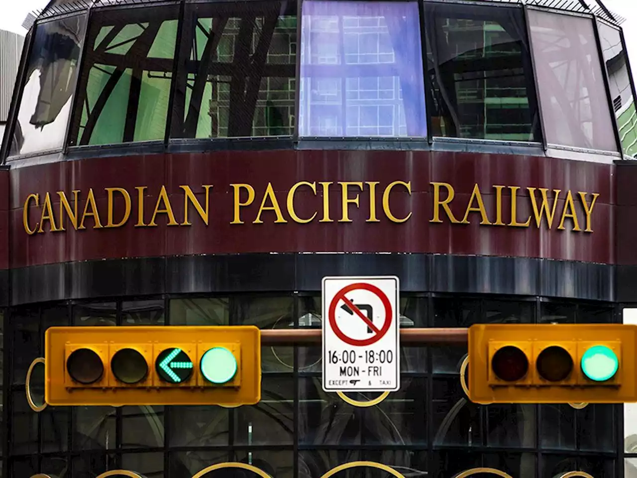 U.S. regulator approves Canadian Pacific Railway deal to buy Kansas City Southern