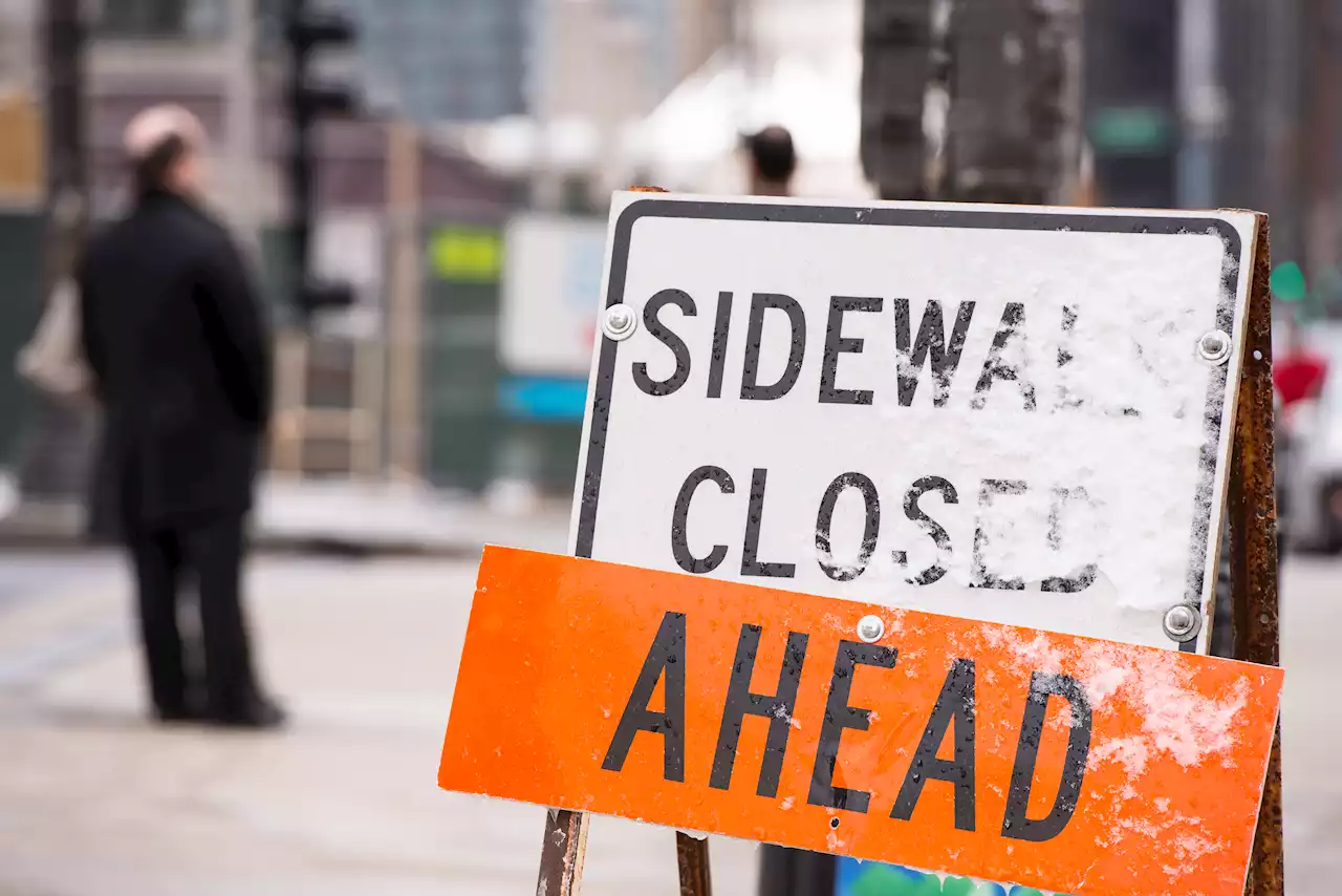 State Street Sidewalk Closed at Adams After 2 Buildings in Loop Land on ‘Most Endangered' List