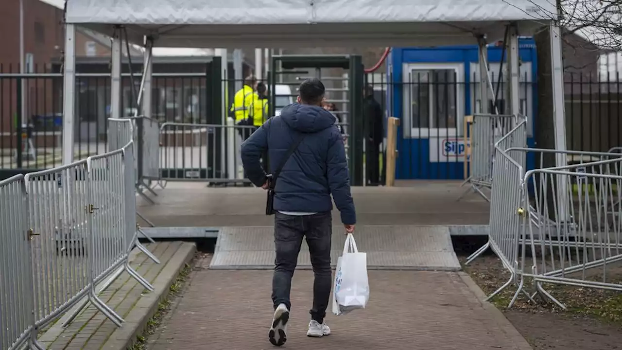 Waarom het maar niet wil lukken met het tweede aanmeldcentrum