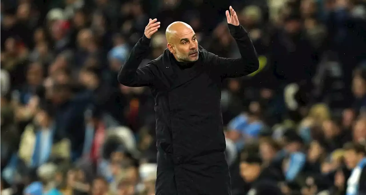 Manchester City : Guardiola encense un entraîneur de Premier League et Naples !