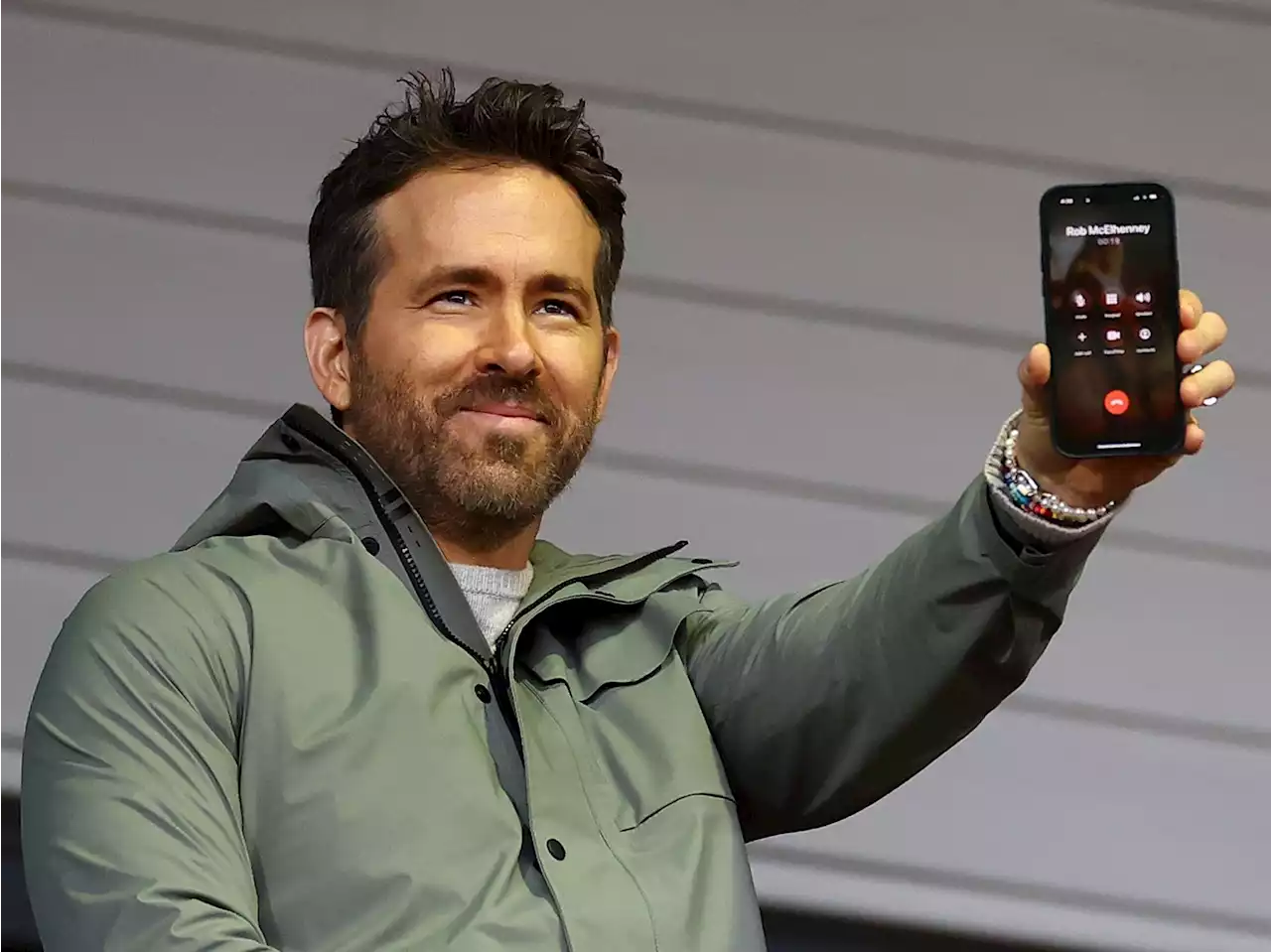 T-Mobile to buy owner of Ryan Reynolds-backed Mint Mobile for $1.35B