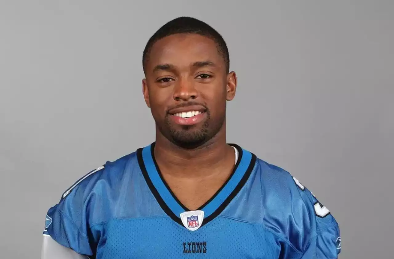 Family of former Detroit Lions player claims he was beaten before his death at mental hospital