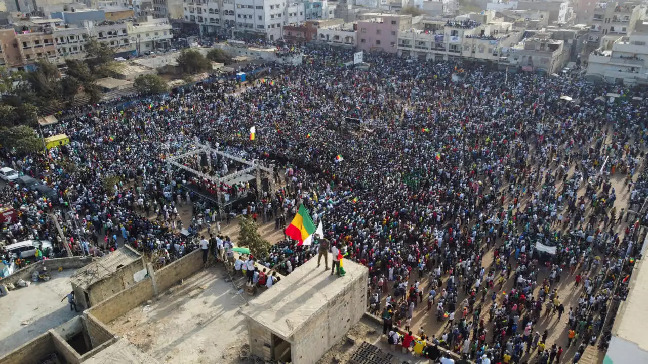 Sénégal: la coalition d'opposition manifeste contre le procès de son leader Ousmane Sonko