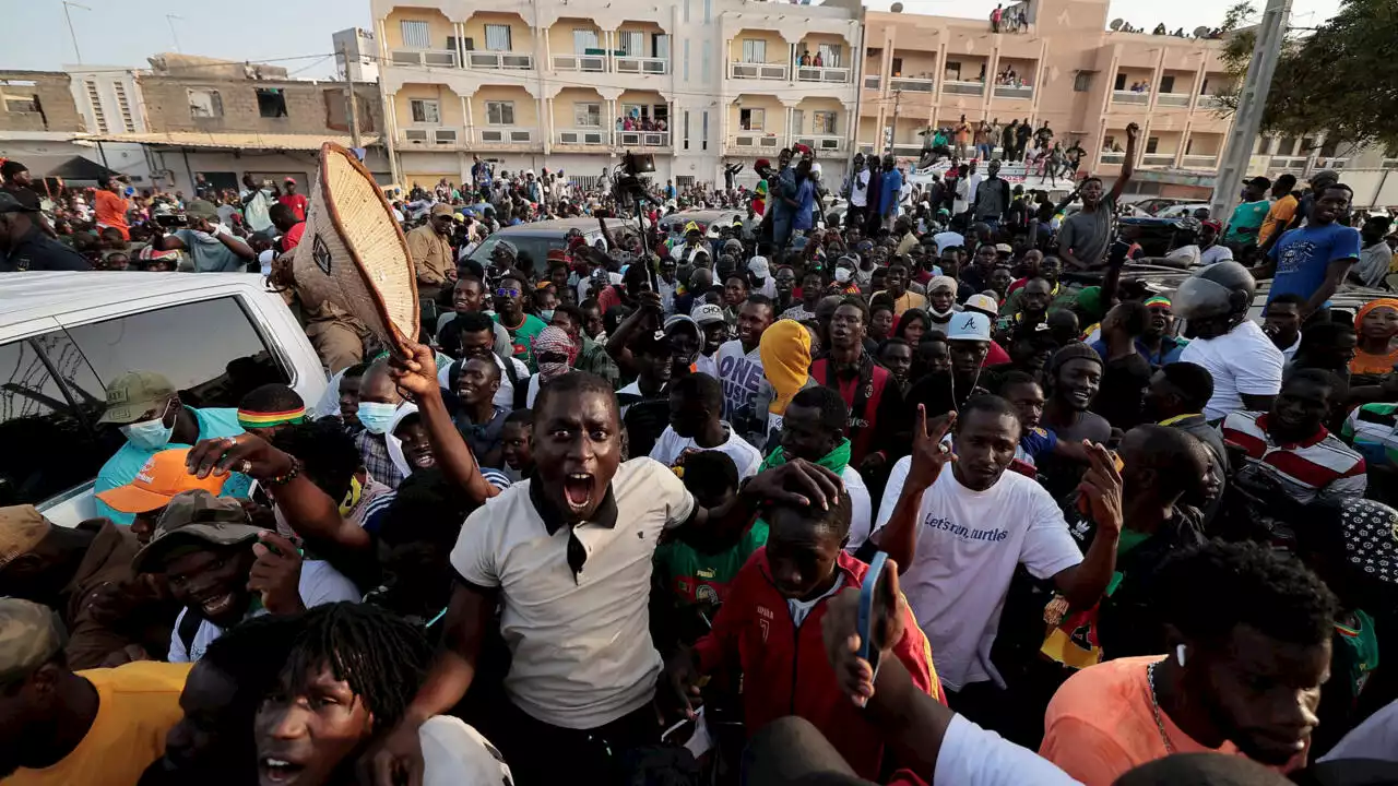 Sénégal: tension près du domicile d'Ousmane Sonko à la veille de son procès