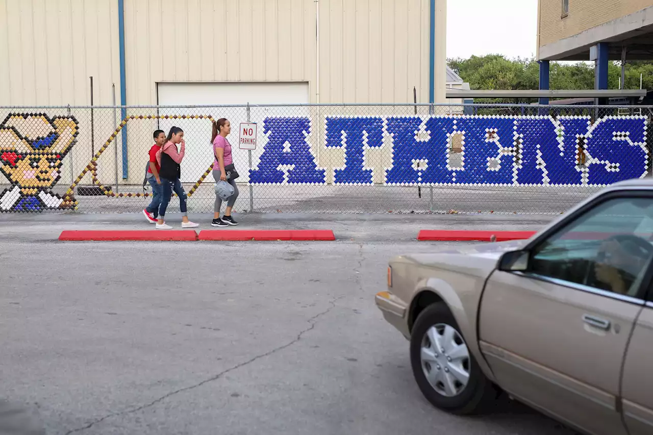 South San Antonio ISD to vote on school closures again next week