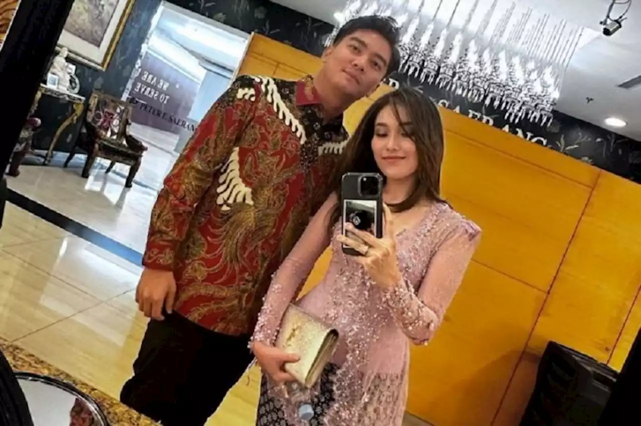 Boy William Akui Ayu Ting Ting Tipe Ideal, Mirip dengan sang Ibu