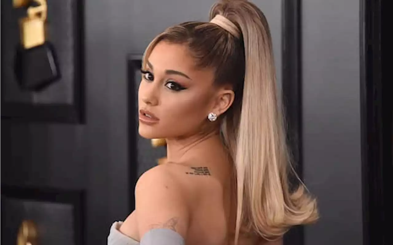 Wicked, Ariana Grande svela la data di uscita della pellicola