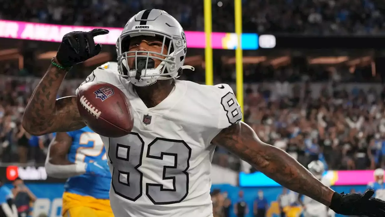 New York Giants land star tight end Darren Waller in trade with Las Vegas Raiders