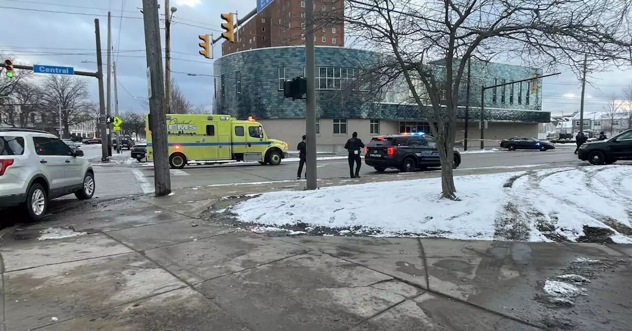 Cleveland Police officer shot in arm Tuesday, responding officers involved in crash