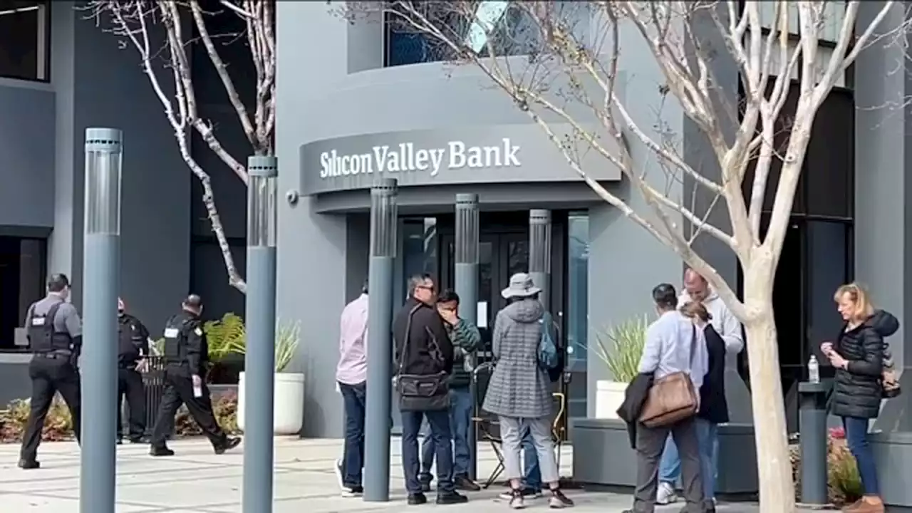 Justice Department, SEC probing collapse of Silicon Valley Bank