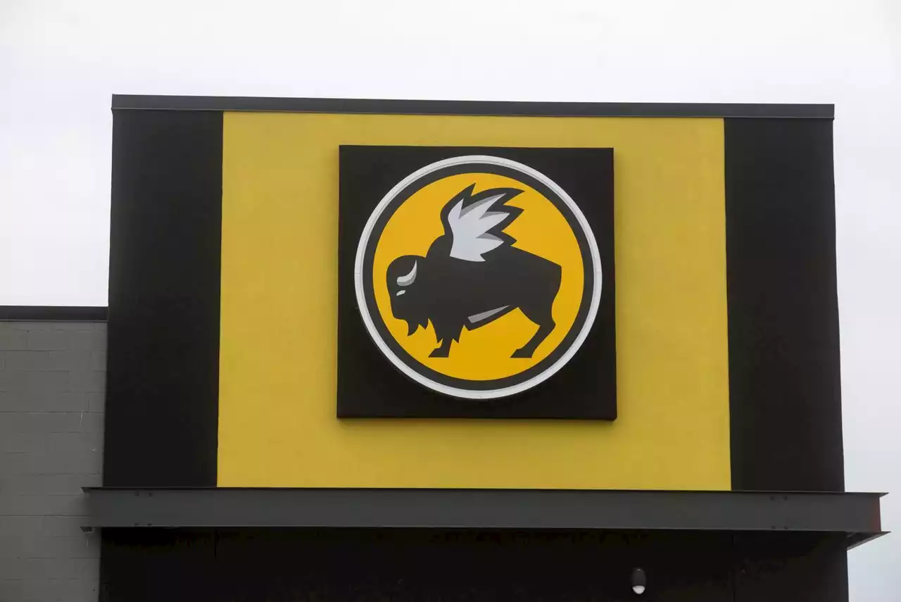 Buffalo Wild Wings sarcastically confirms lawsuit that boneless wings are chicken nuggets