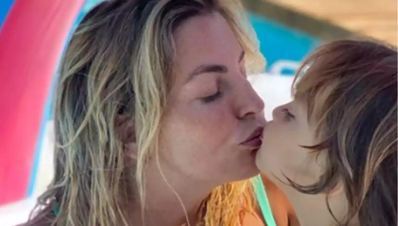 Jéssica Athayde partilha momento com o filho e desabafa: 'Mãe sofre, não é?'