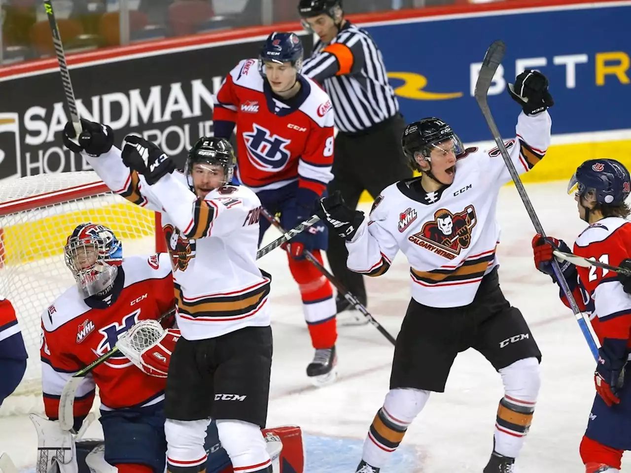 Matteo Danis, Hitmen hammer Hurricanes in busy bid to secure WHL playoff spot