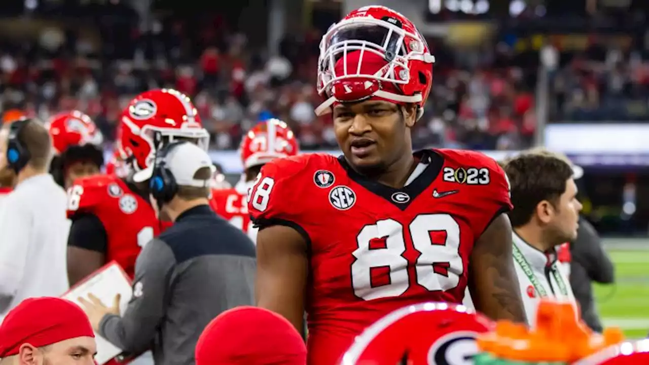 Former UGA football star Jalen Carter sentenced to probation in crash that killed teammate and team staffer, his attorney says | CNN