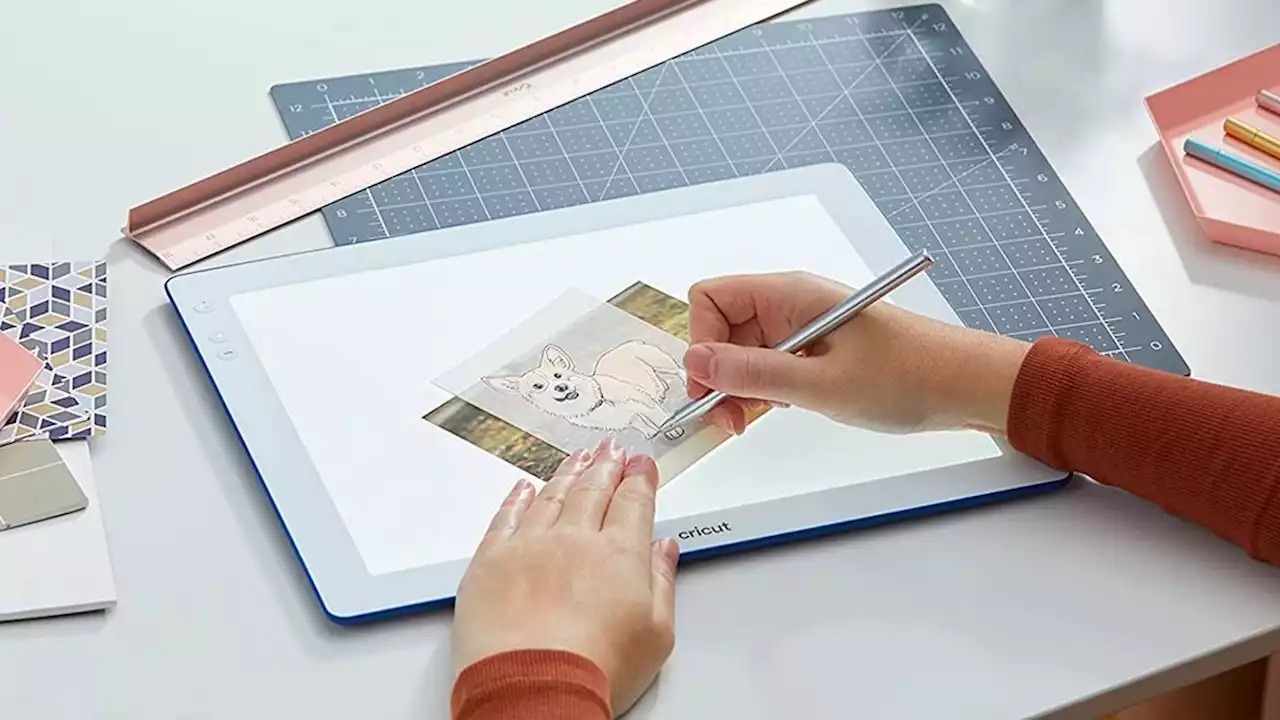 The best lightbox for tracing and drawing in {month]} 2023