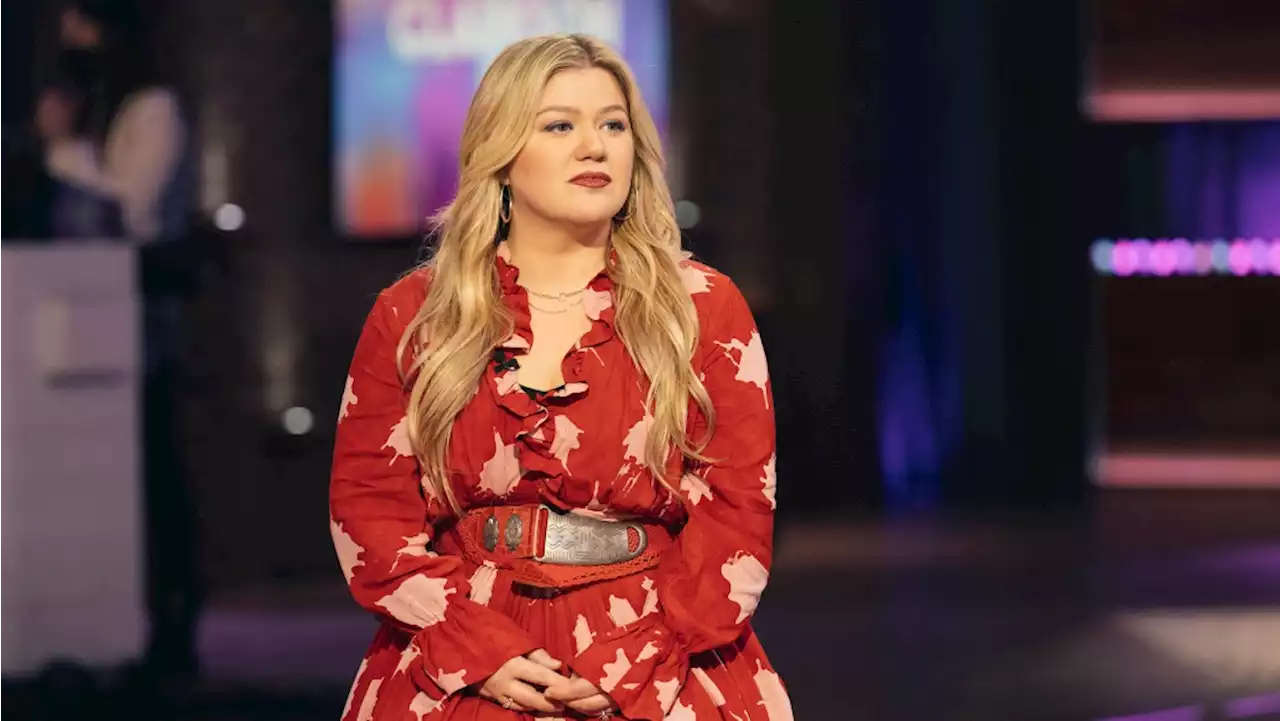 Kelly Clarkson is talking about the reality of her divorce