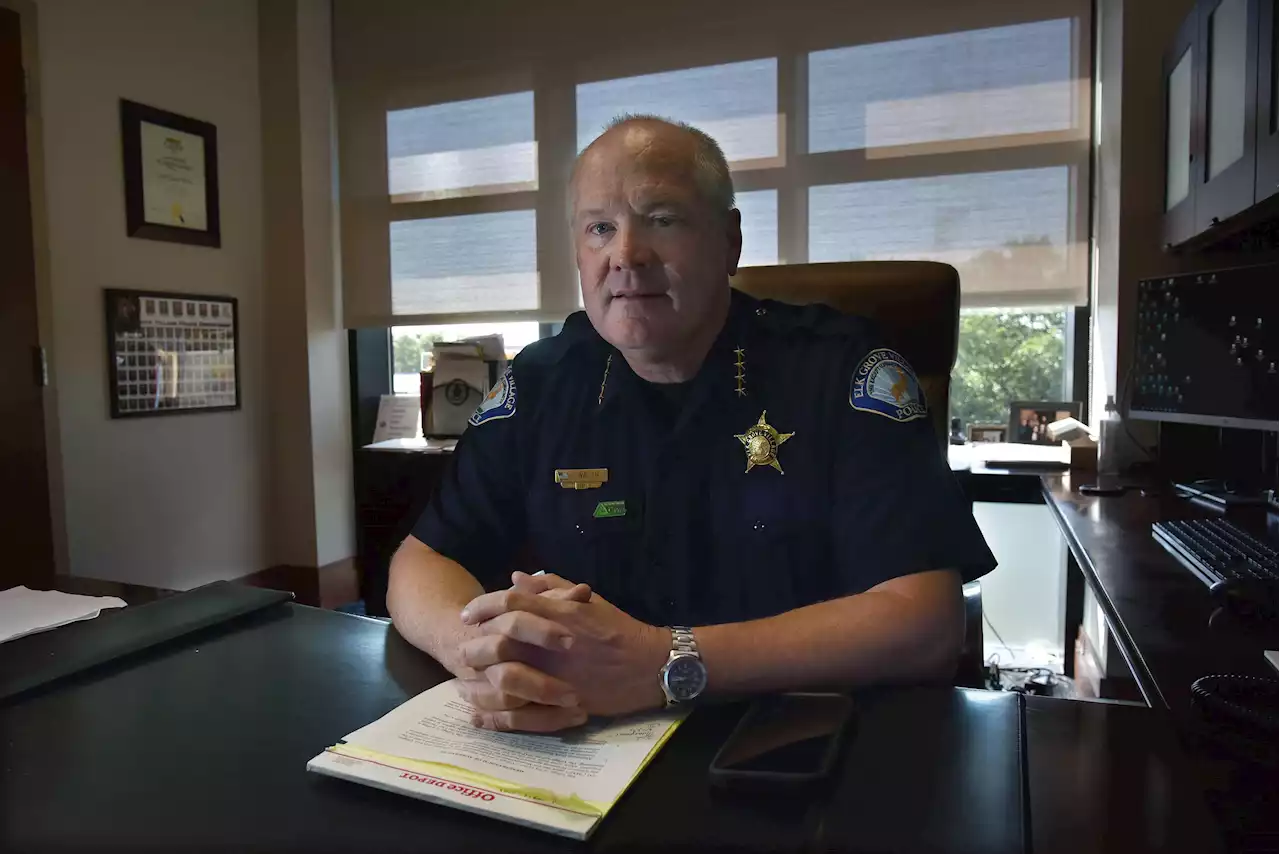 Elk Grove Village police chief to retire Friday after 32 years with department