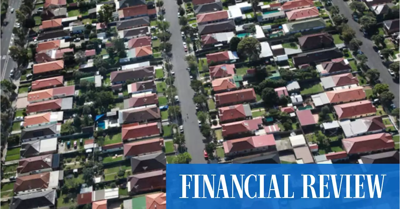 RBA points to risks lurking in banks’ fixed rate mortgage books