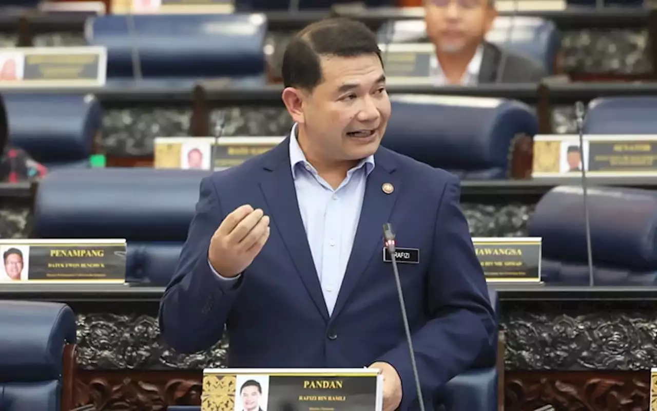 Govt won’t review projects implemented by past administration, says Rafizi