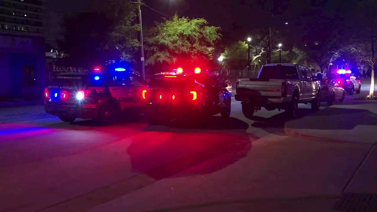 Homeless man shot while sleeping in vacant building in Midtown, HPD says