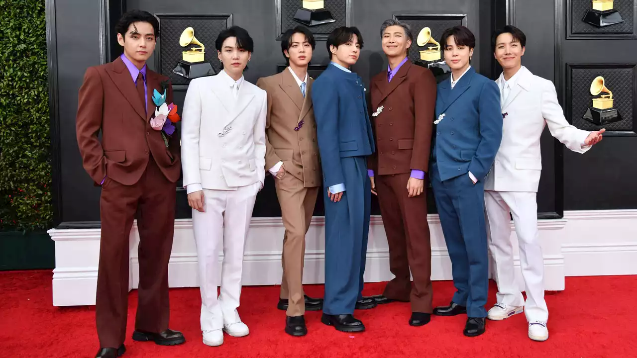 Top 3 K-pop Boy Groups To Follow In 2023