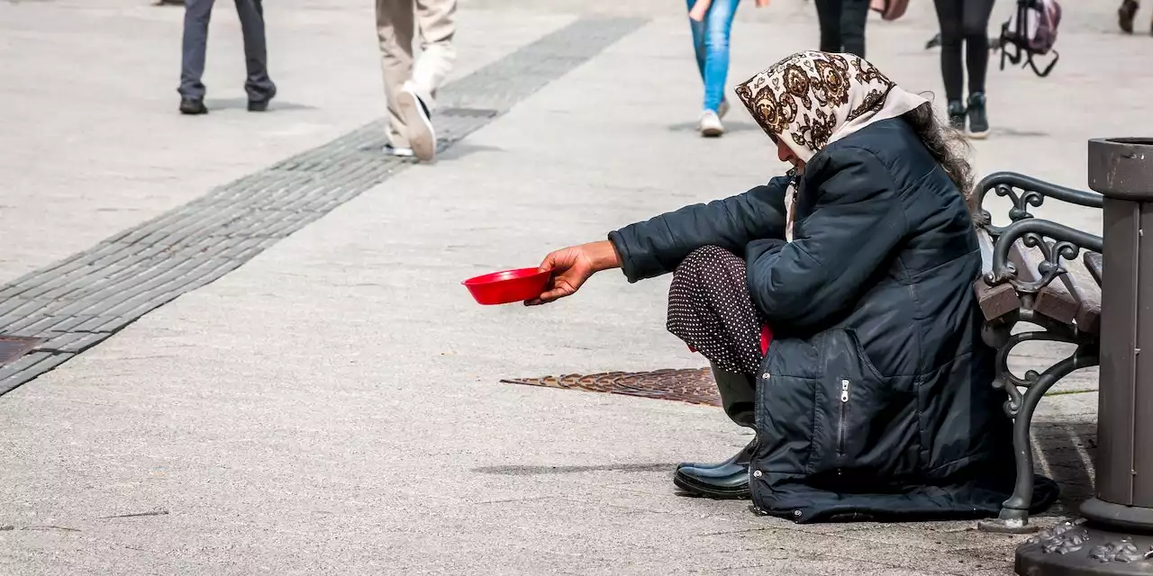 100 Euro Strafe für Bettlerin – sie ging vor Gericht