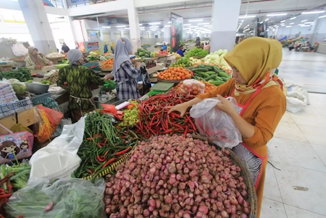 Harga Cabai Rawit Melejit, Suprihatin Benar-Benar Prihatin