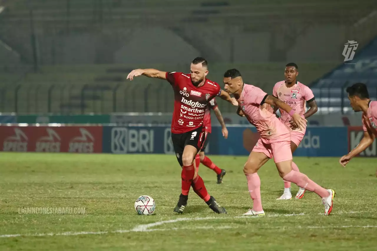 Link Live Streaming Bali United vs Madura United: Saling Kudeta Demi Posisi 5 Besar