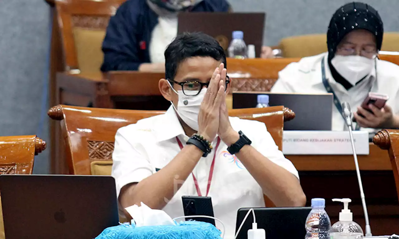 Sandiaga Uno Sebaiknya Menentukan Sikap, Jangan Abu-abu