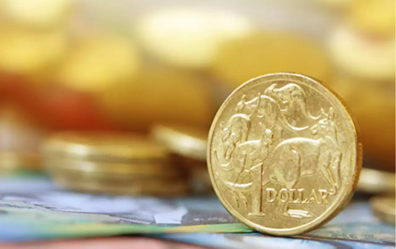 Gold price hits record highs against Aussie dollar as banking crisis drives safe-haven demand - Surbiton Associates