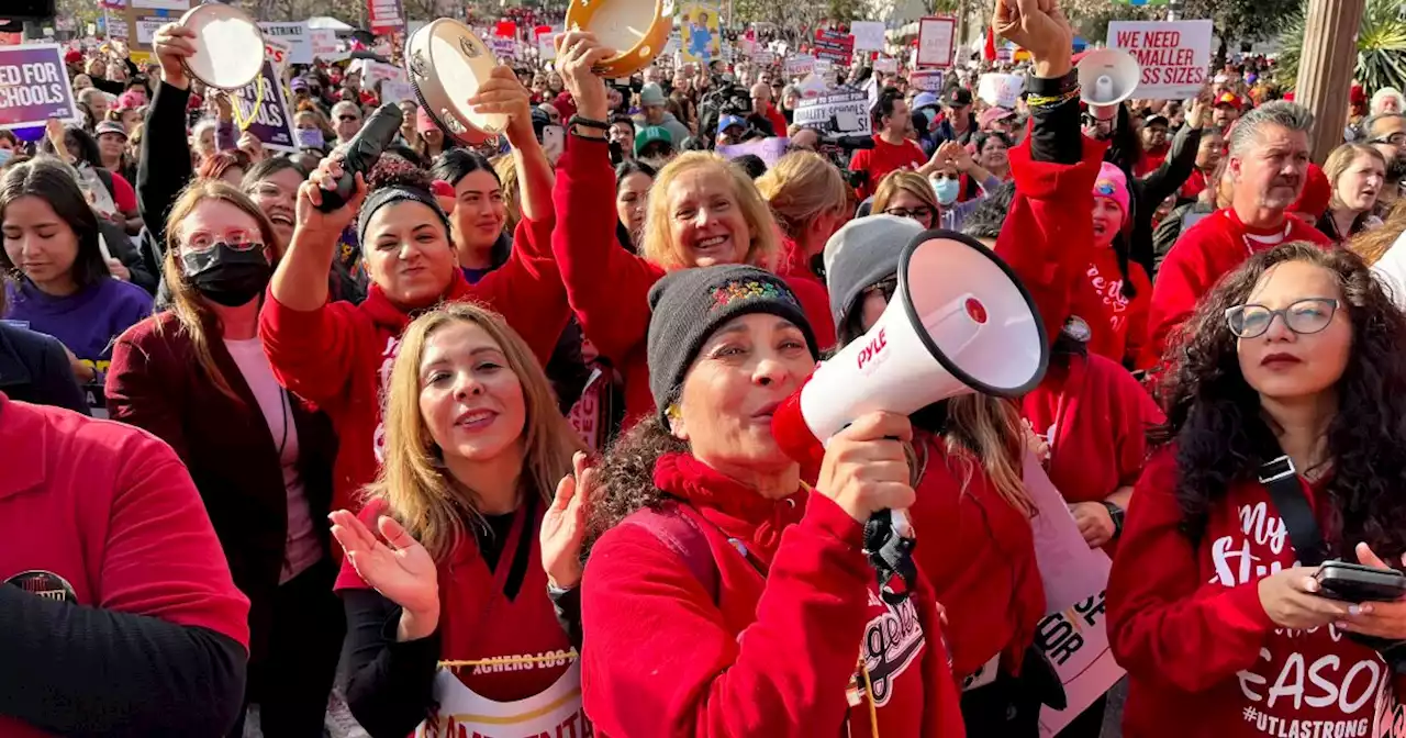 Massive three-day LAUSD teacher and staff strike set for Tuesday, closing all schools