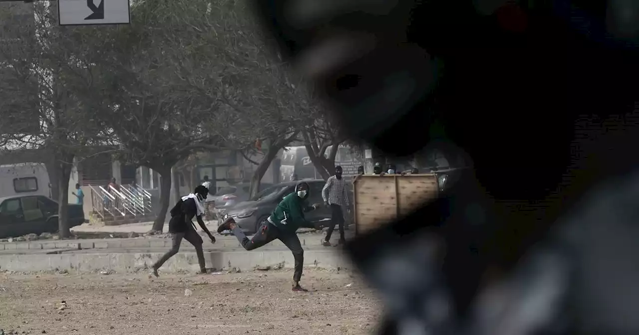 Sénégal: heurts à Dakar pendant le procès de l'opposant Sonko