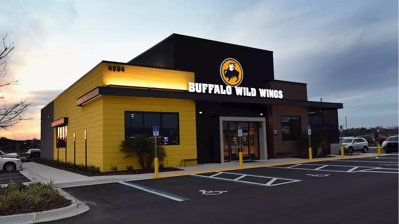 A lawsuit picks a bone with Buffalo Wild Wings: Are 'boneless wings' really wings?