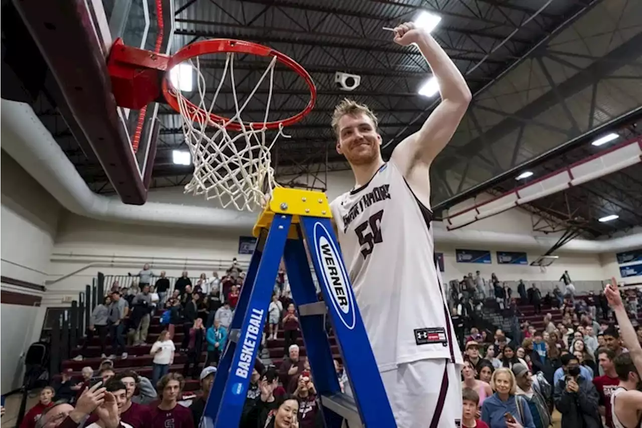 The path to Swarthmore hoops is a path to the Final Four