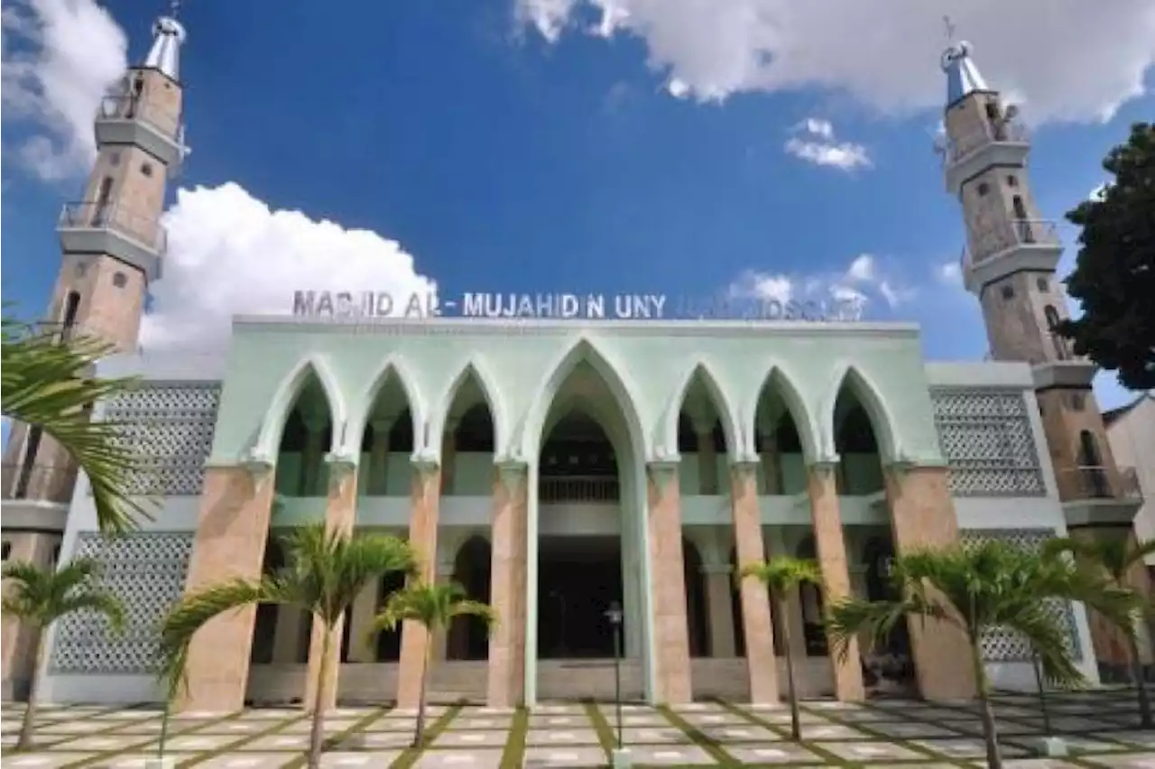 Aktivitas Jamaah di Masjid Kampus UNY Kembali Pulih  |Republika Online