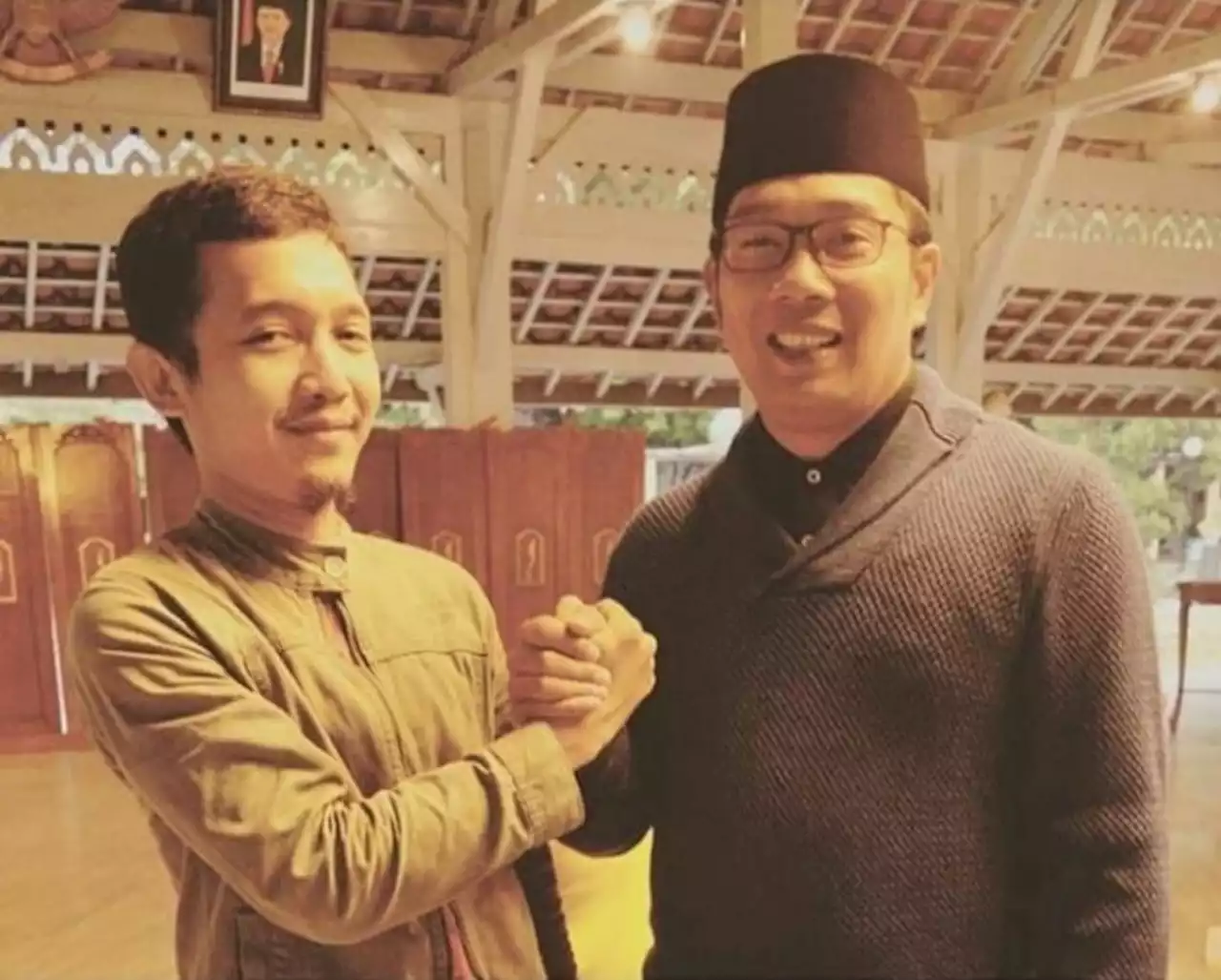 SMK Telkom Cirebon Pecat Guru Sabil, Ridwan Kamil: Domain Peraturan Mereka |Republika Online