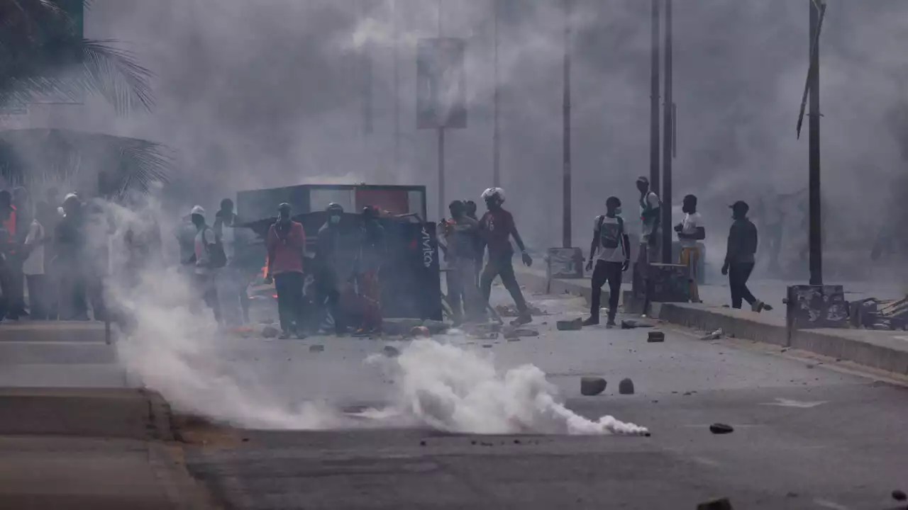 Sénégal: heurts à Dakar durant le procès pour diffamation de l’opposant Ousmane Sonko