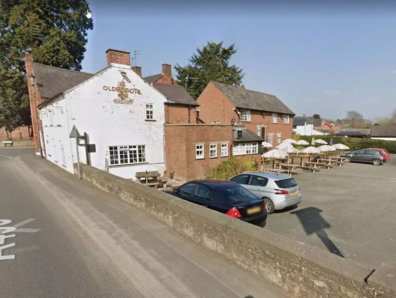 Burglaries at pubs in Oswestry area 'possibly linked'