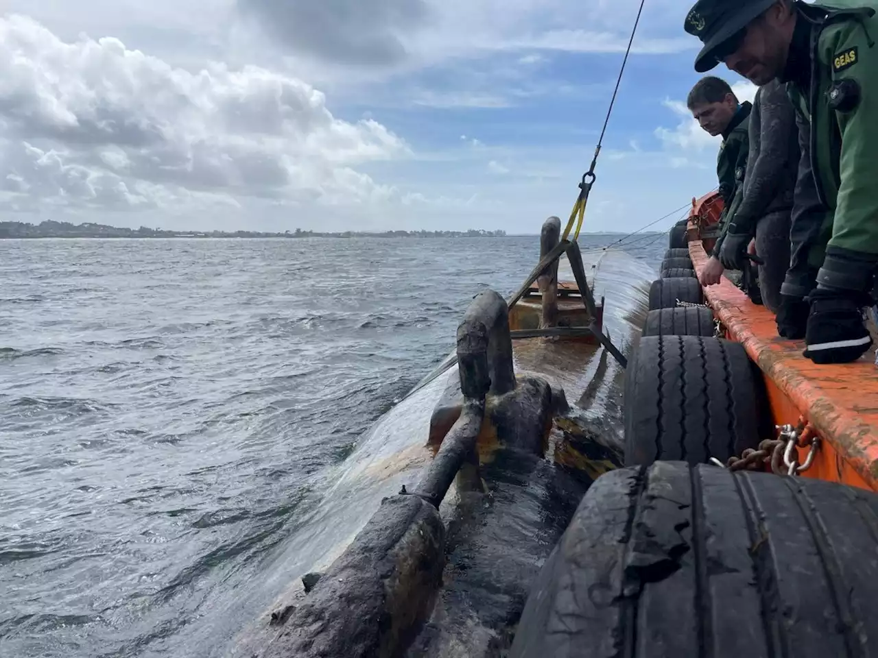 Colombian cocaine smugglers are using 'ghost' submarines to get drugs into Europe