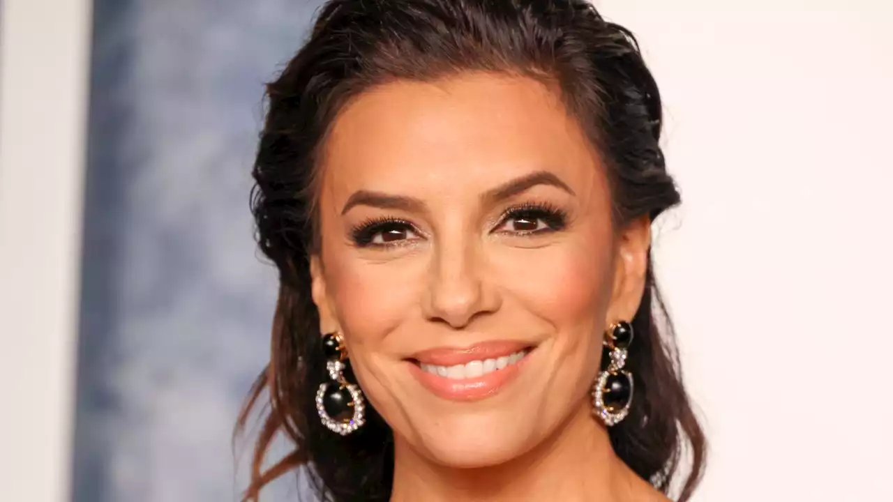 Eva Longoria luce un vestido con transparencias en la after party de los Oscars 2023