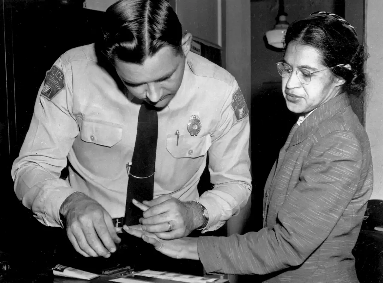 Report: Florida textbook altered Rosa Parks story to remove references to race