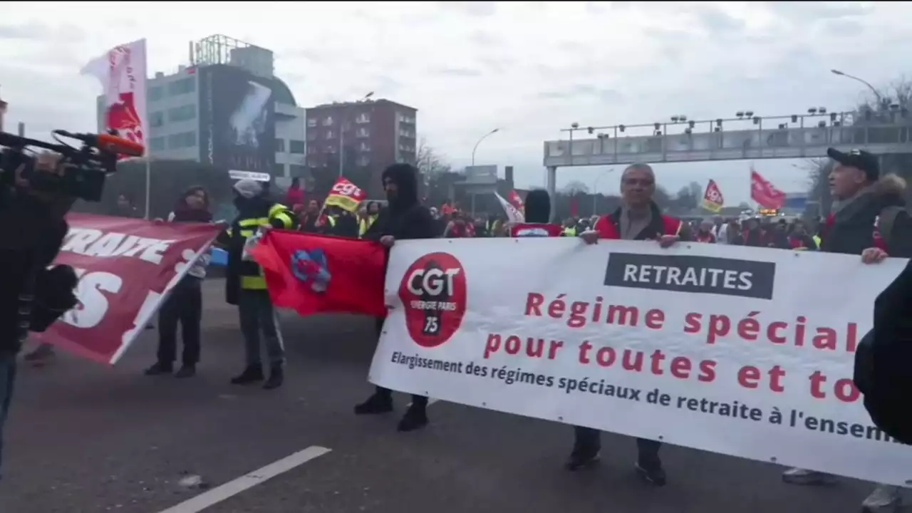 Réforme des retraites: la CGT Paris bloque plusieurs points d'accès au périphérique