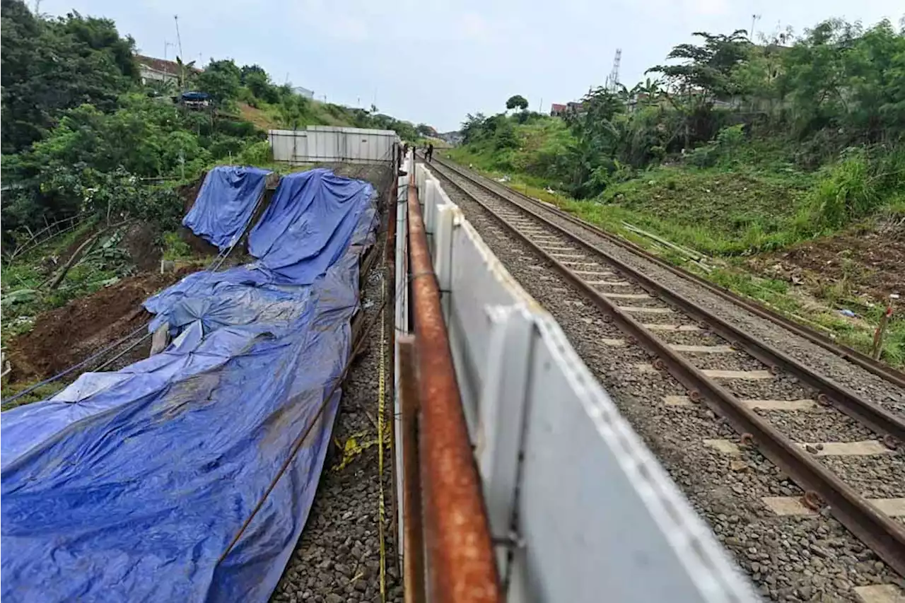 Jalur KA Bogor-Sukabumi Longsor, Menhub: Pemulihan Butuh 3 Bulan